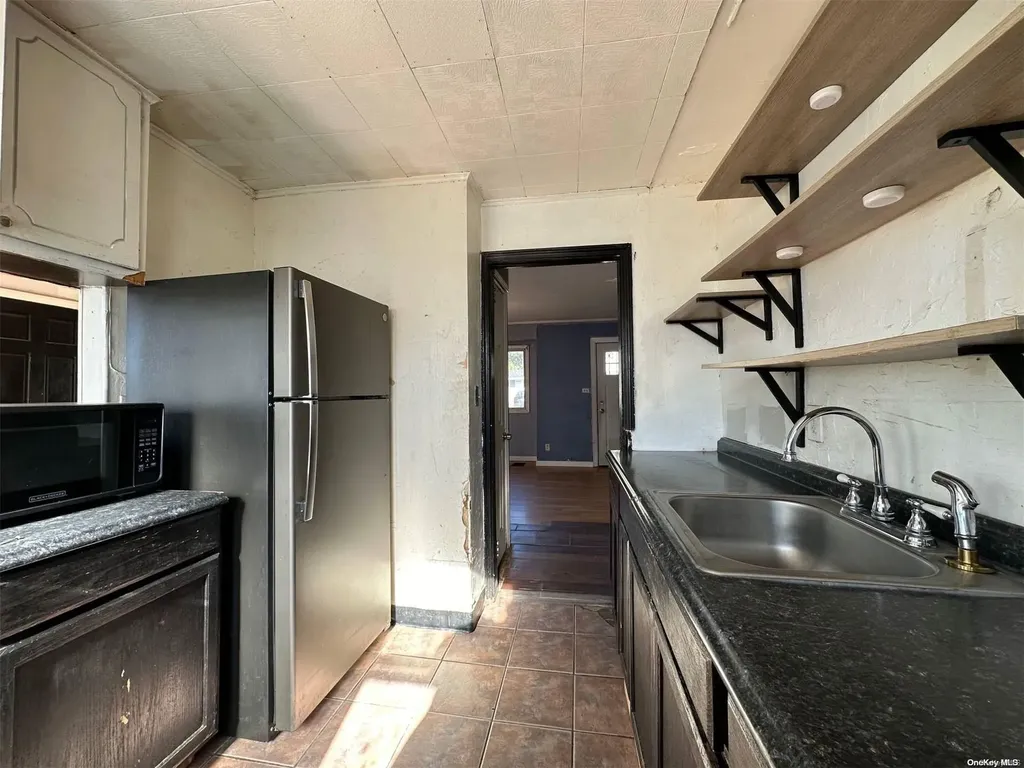 186 Denton Place Roosevelt NY 11575