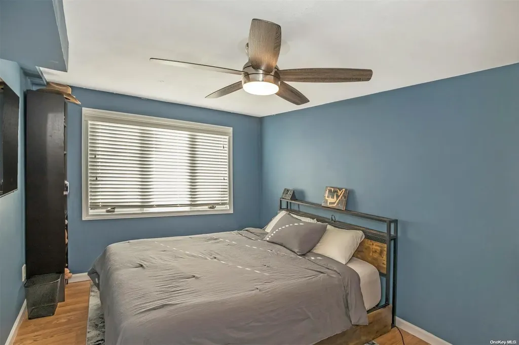 1754 Ann Road Merrick NY 11566
