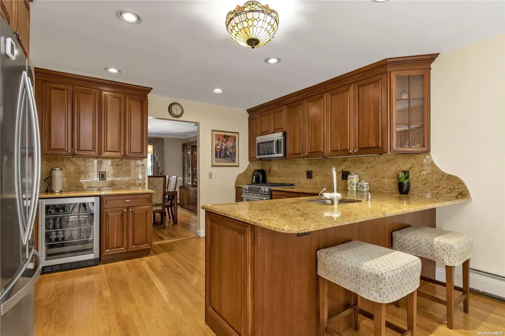 13 Cedar Lane Glen Head NY 11545