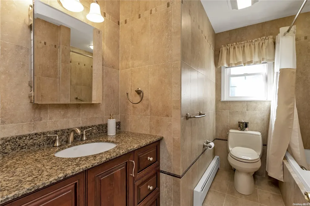 13 Cedar Lane Glen Head NY 11545