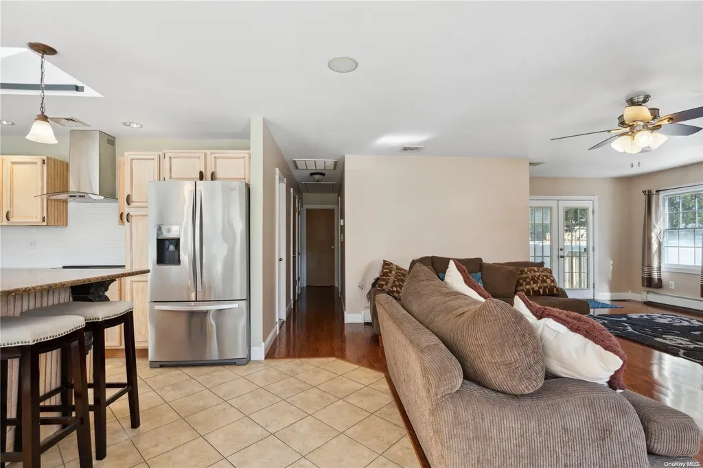 39 Applegate Drive Mastic NY 11950