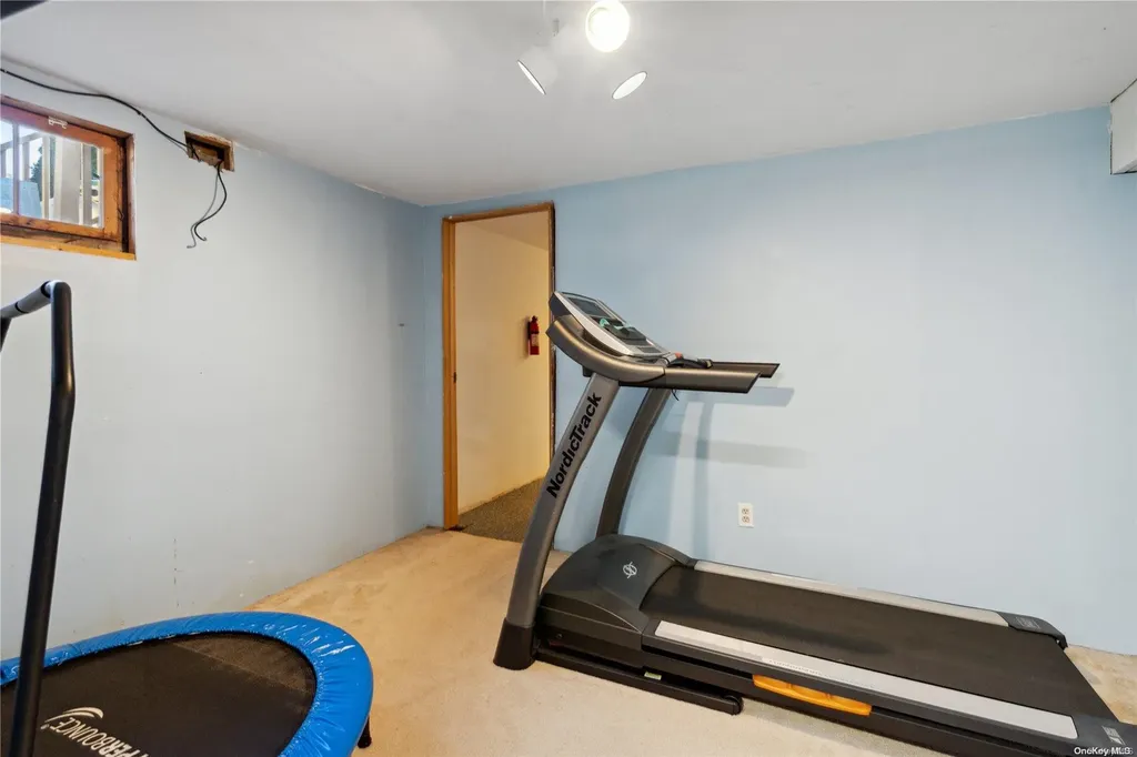 39 Applegate Drive Mastic NY 11950