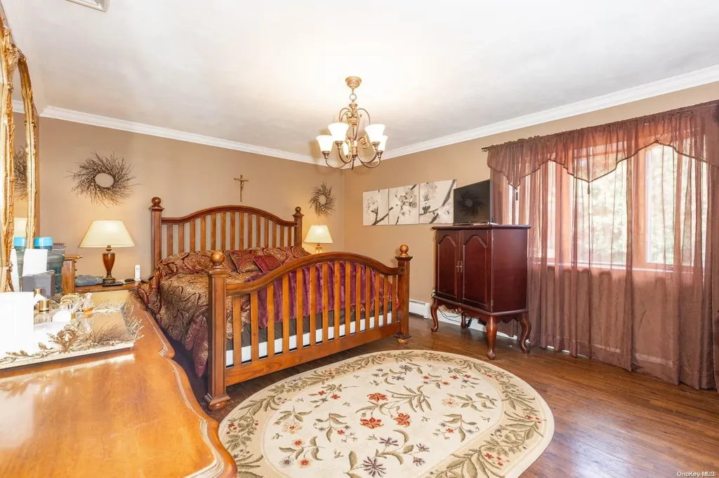 135 Anchorage Drive West Islip NY 11795