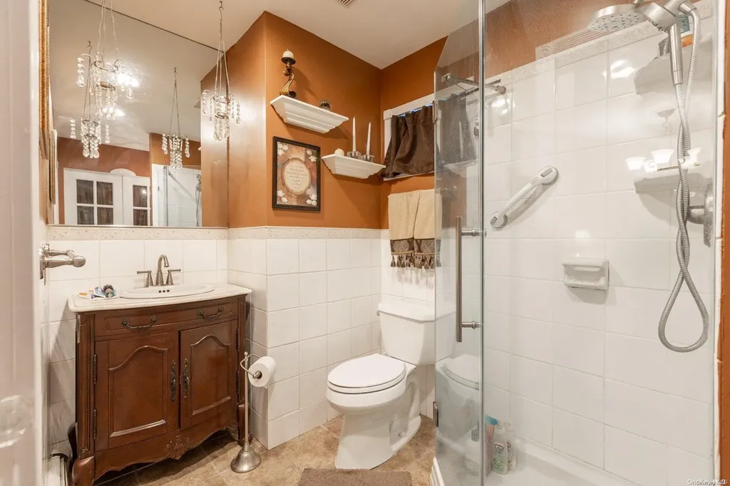 135 Anchorage Drive West Islip NY 11795