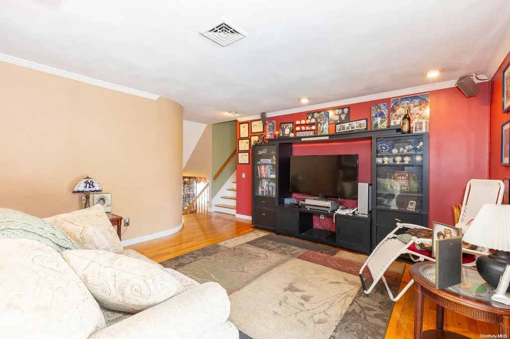 135 Anchorage Drive West Islip NY 11795