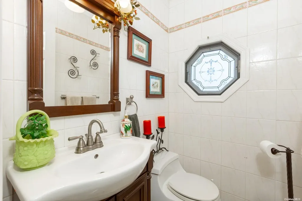 135 Anchorage Drive West Islip NY 11795