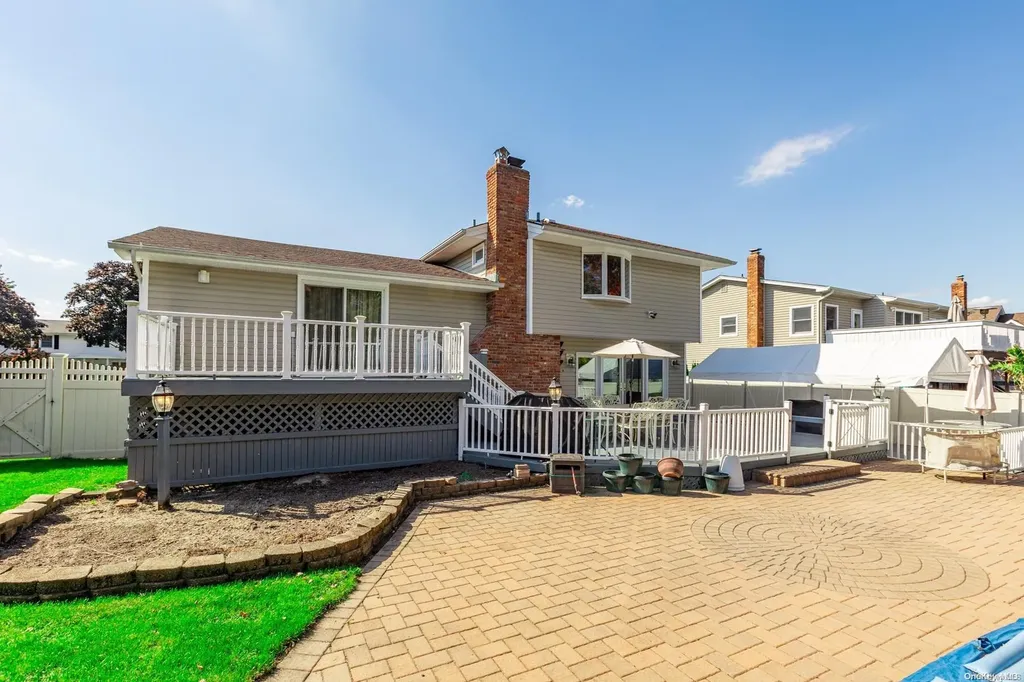 135 Anchorage Drive West Islip NY 11795
