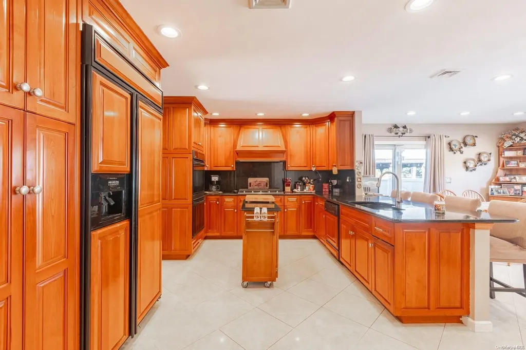 135 Anchorage Drive West Islip NY 11795