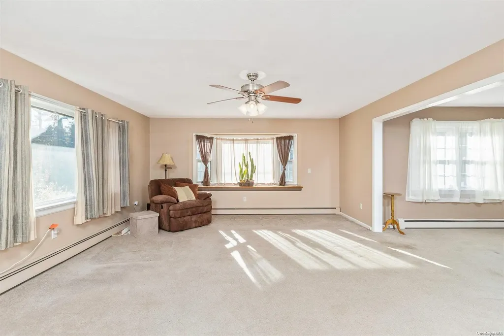 20 Herod Point Road Wading River NY 11792