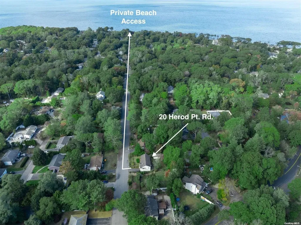 20 Herod Point Road Wading River NY 11792