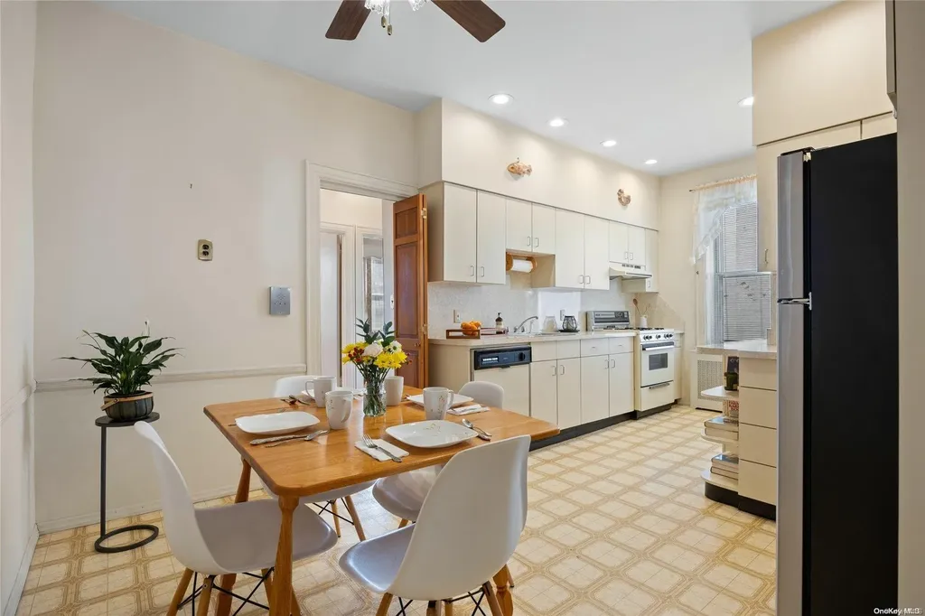 966 70th Street Brooklyn NY 11228