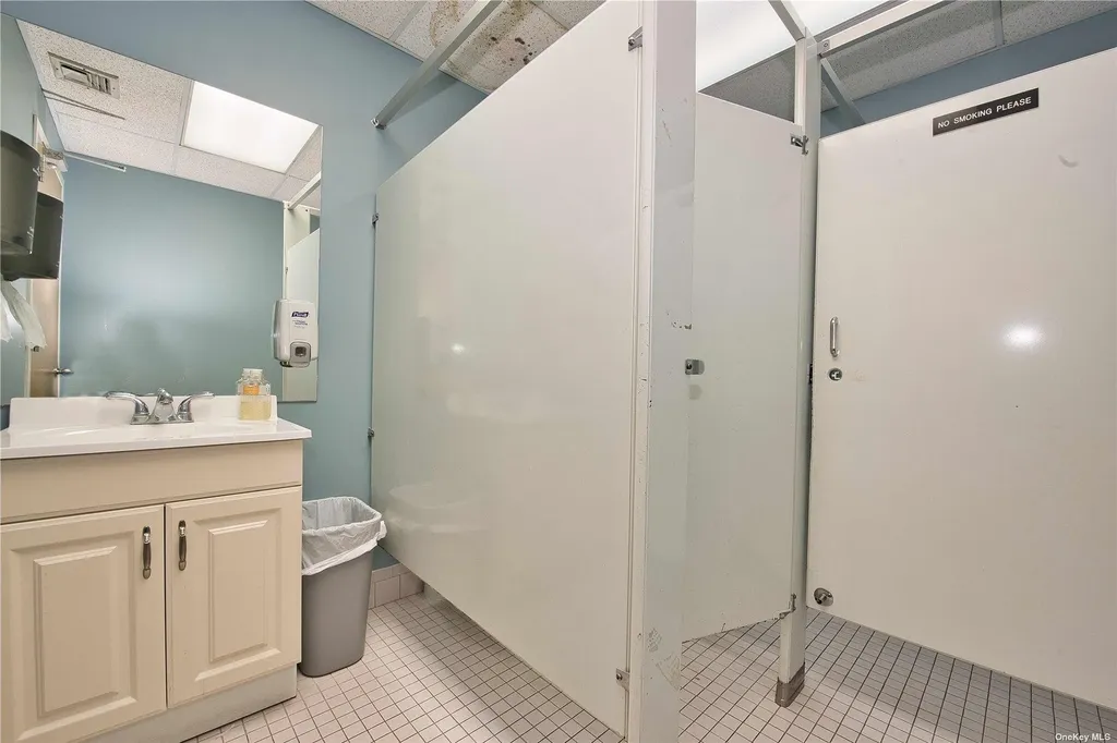 20 Vanderventer Avenue Port Washington NY 11050