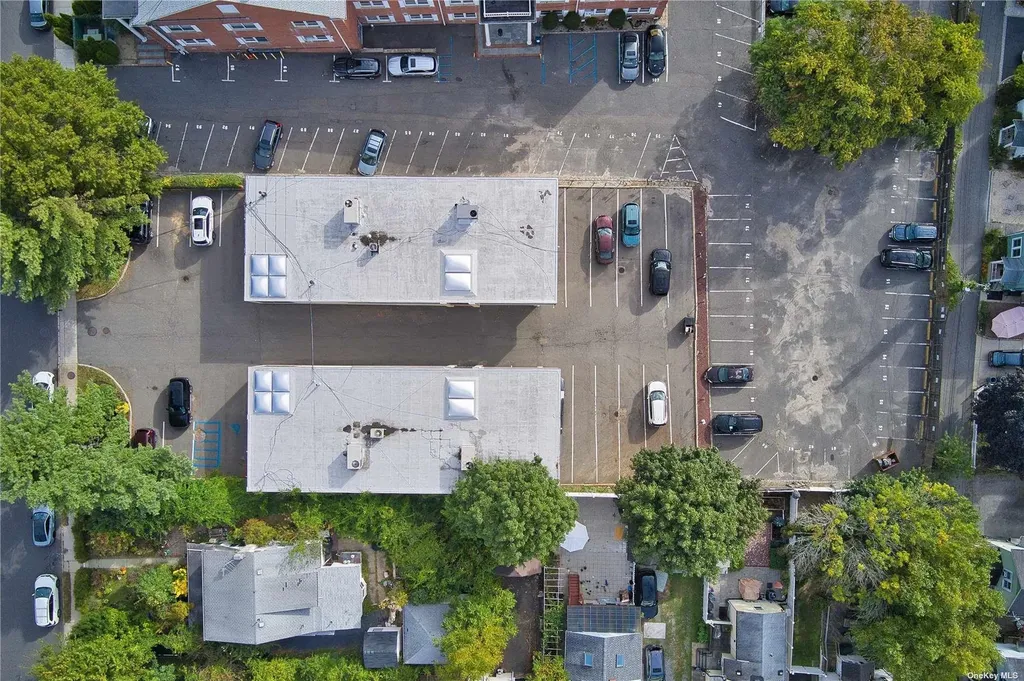 20 Vanderventer Avenue Port Washington NY 11050