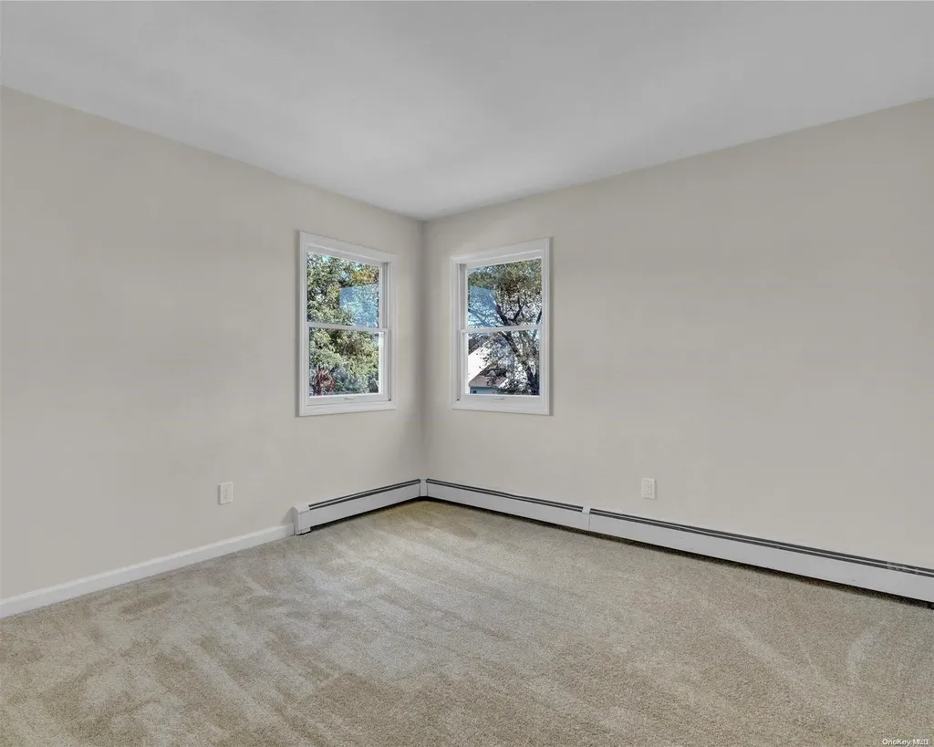 73 Lombardy Drive Shirley NY 11967