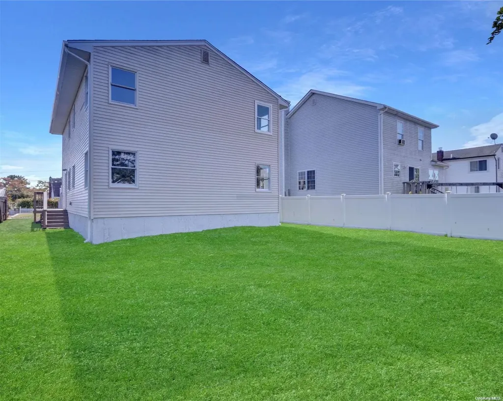 73 Lombardy Drive Shirley NY 11967