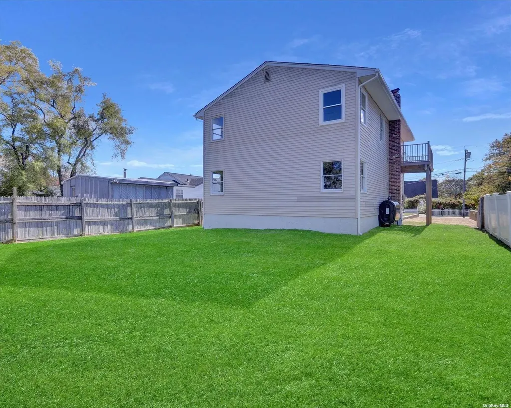 73 Lombardy Drive Shirley NY 11967