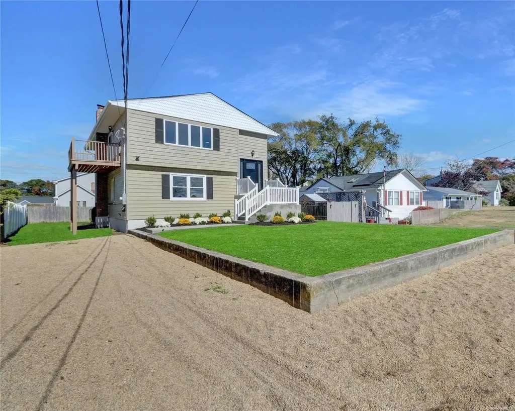 73 Lombardy Drive Shirley NY 11967