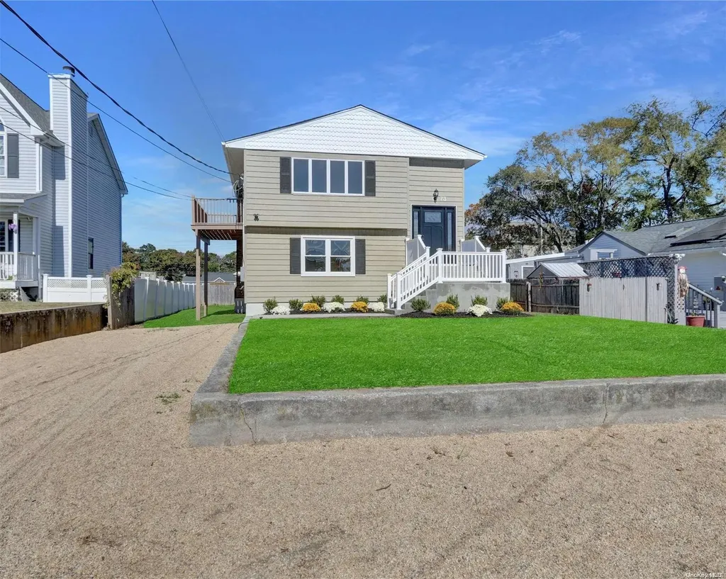 73 Lombardy Drive Shirley NY 11967