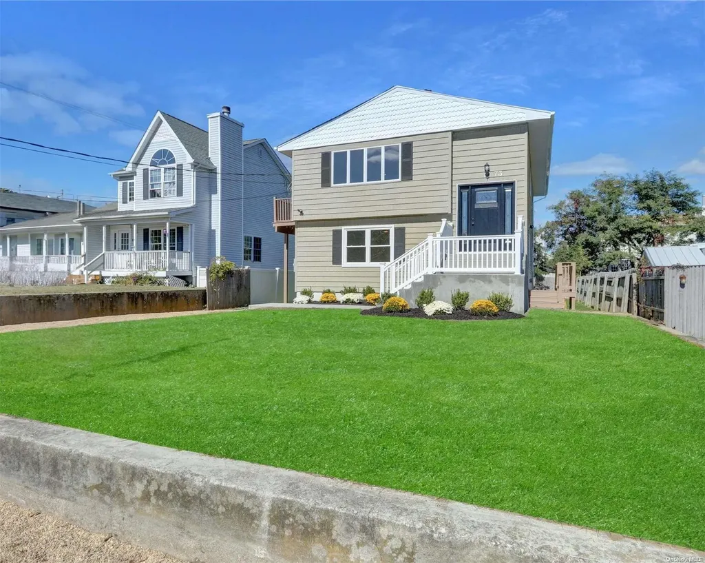 73 Lombardy Drive Shirley NY 11967