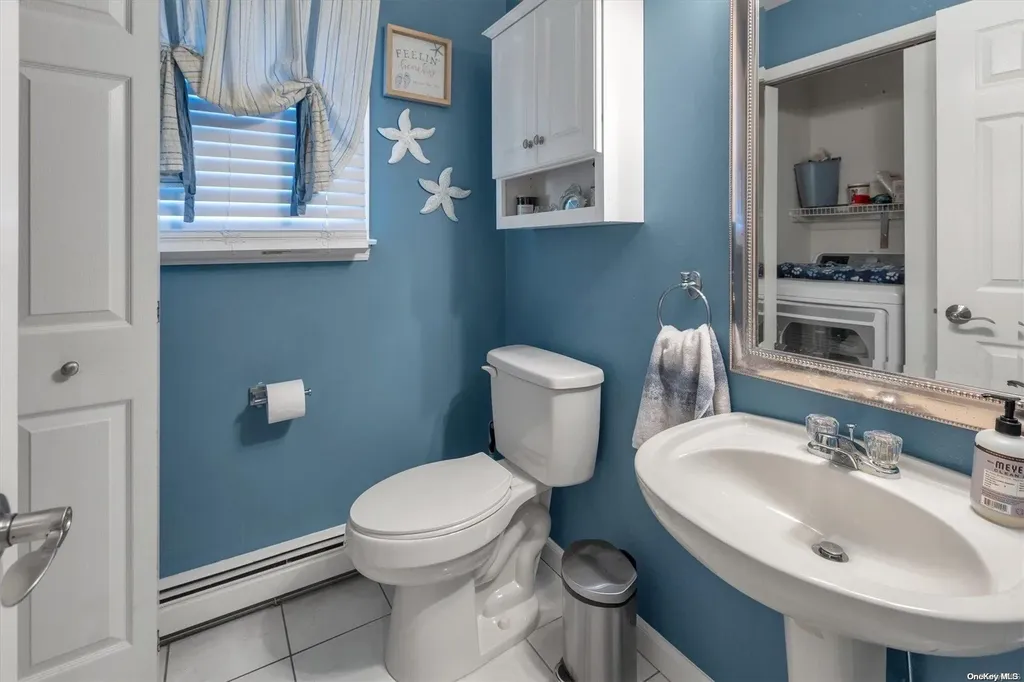 17 Pine Edge Place Dix Hills NY 11746