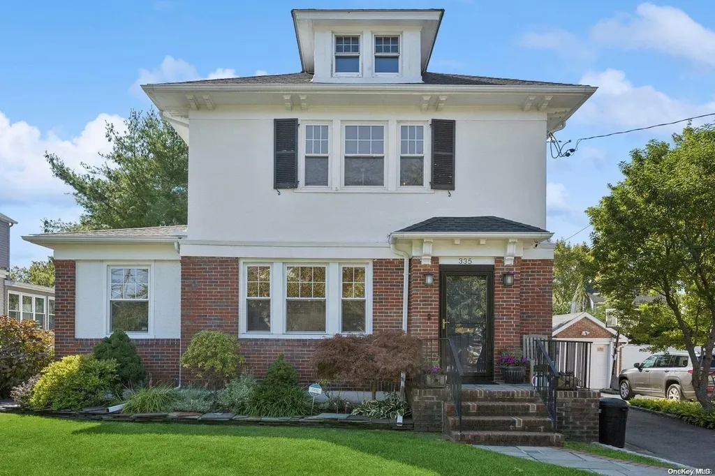 335 Hewlett Parkway Hewlett NY 11557