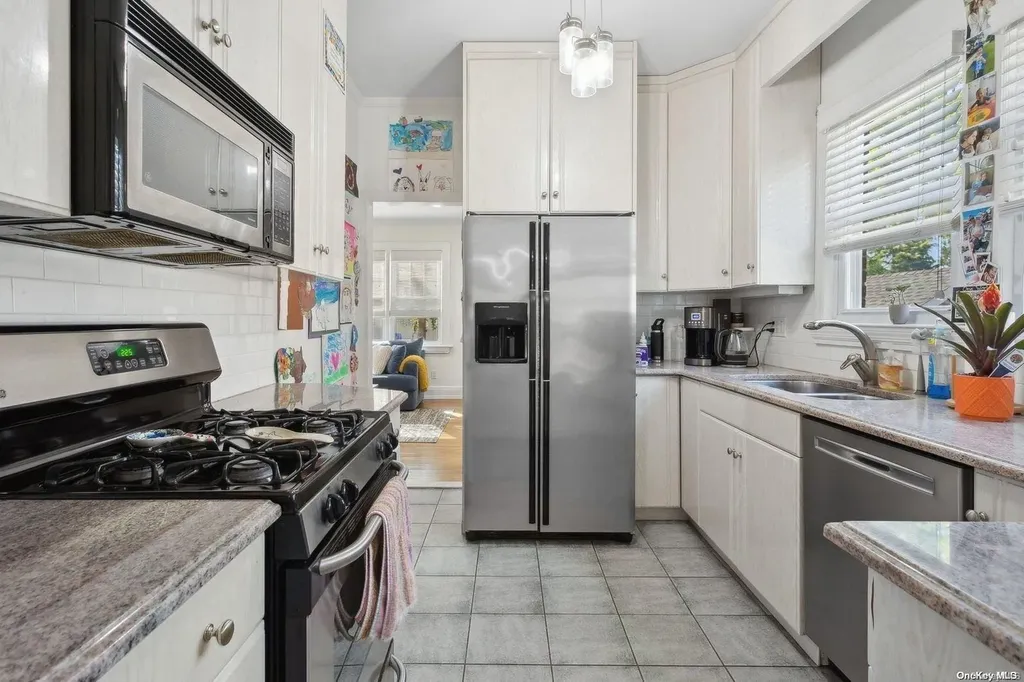 335 Hewlett Parkway Hewlett NY 11557