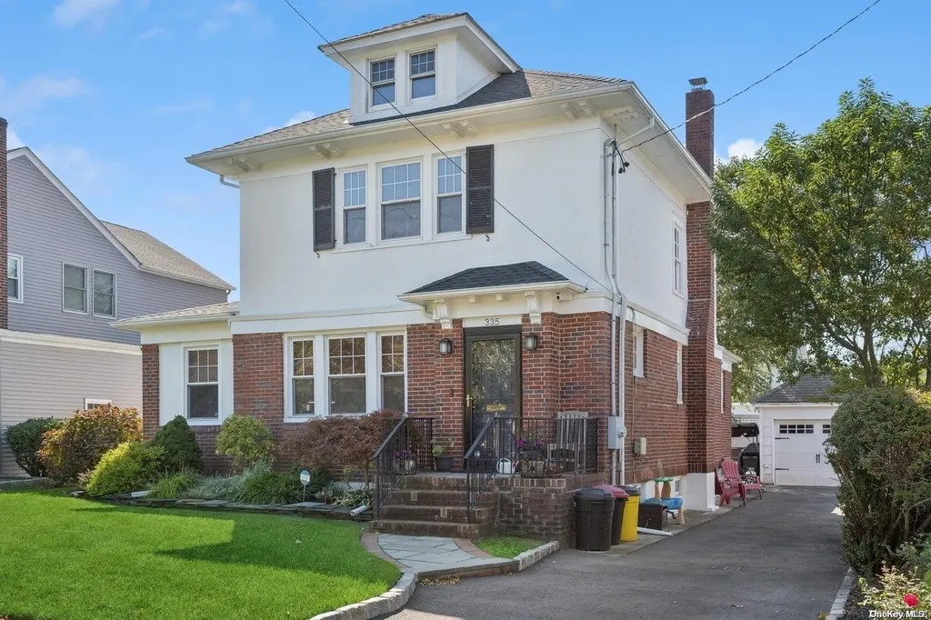 335 Hewlett Parkway Hewlett NY 11557