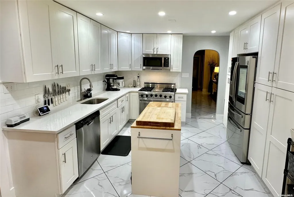 32 Marietta Drive Westbury NY 11590
