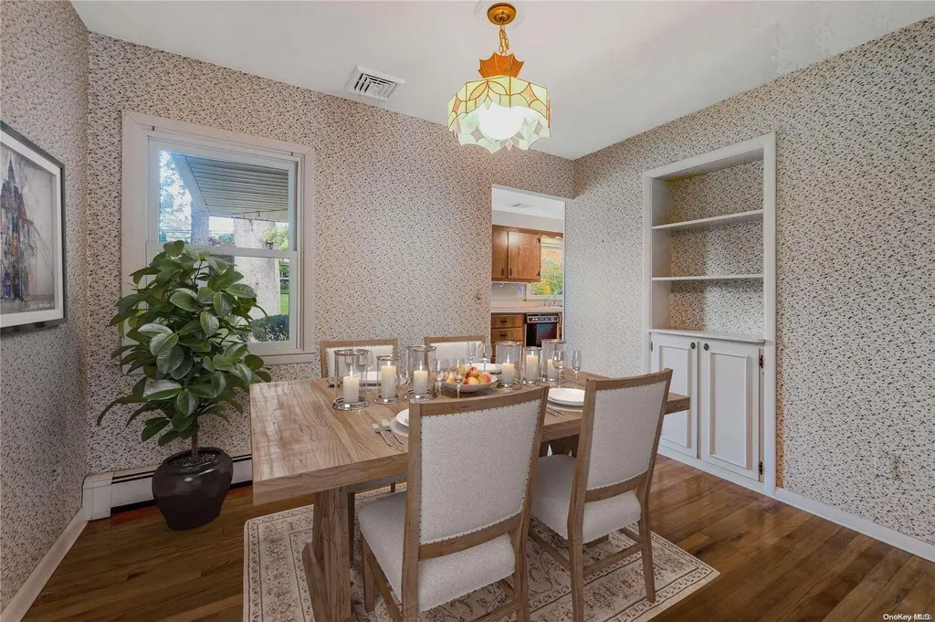 490 Luptons Point Road Mattituck NY 11952