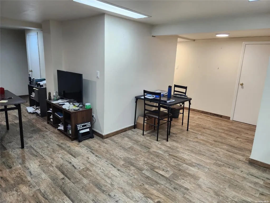 73-04 173 Street Fresh Meadows NY 11366