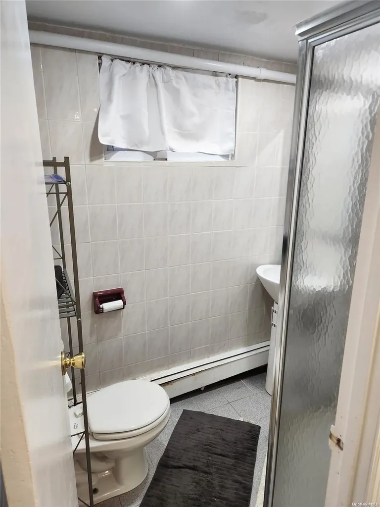 73-04 173 Street Fresh Meadows NY 11366