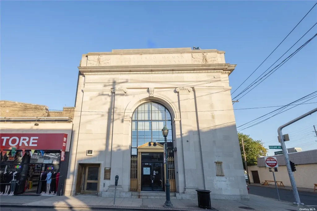 235 Rockaway Avenue Valley Stream NY 11580