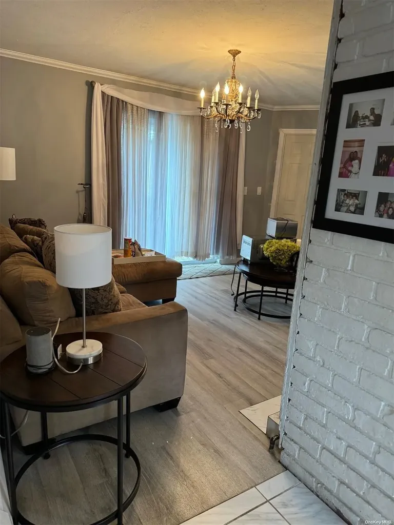 250 Blacksmith Road Levittown NY 11756