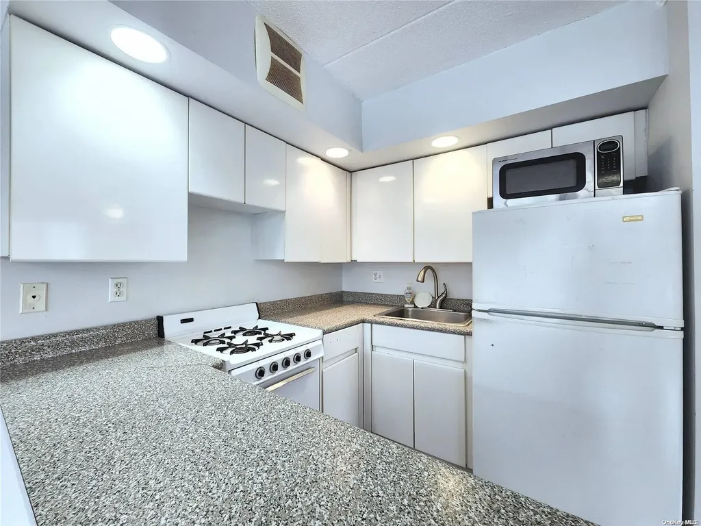 149-15 Barclay Avenue Flushing NY 11355