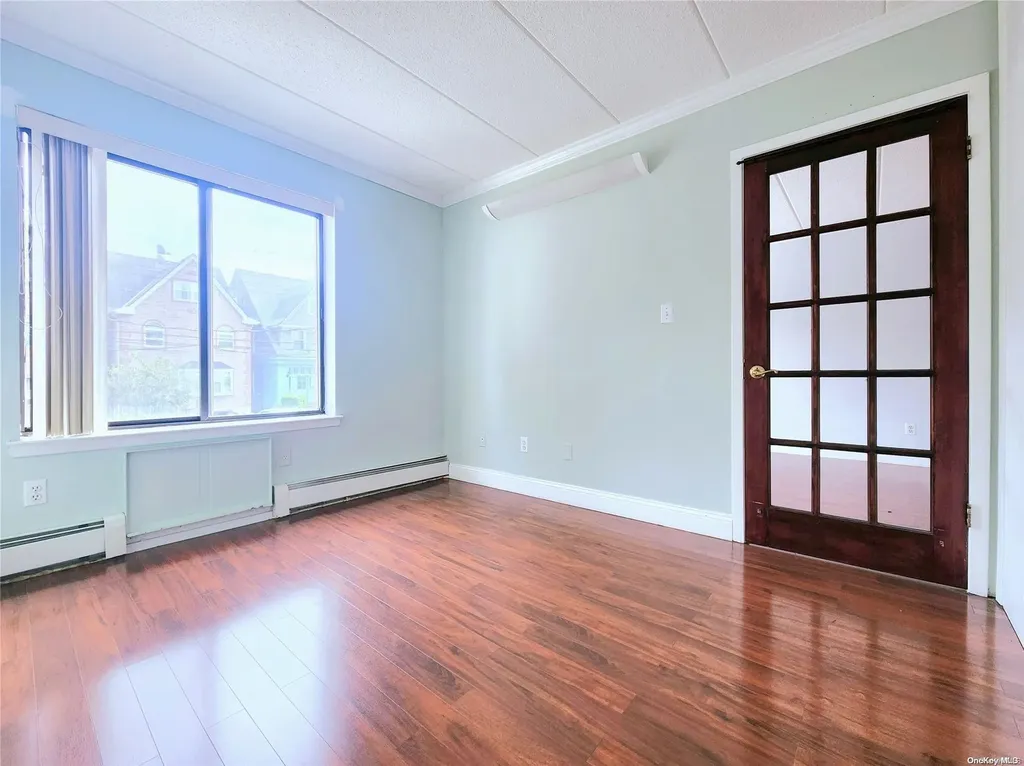 149-15 Barclay Avenue Flushing NY 11355