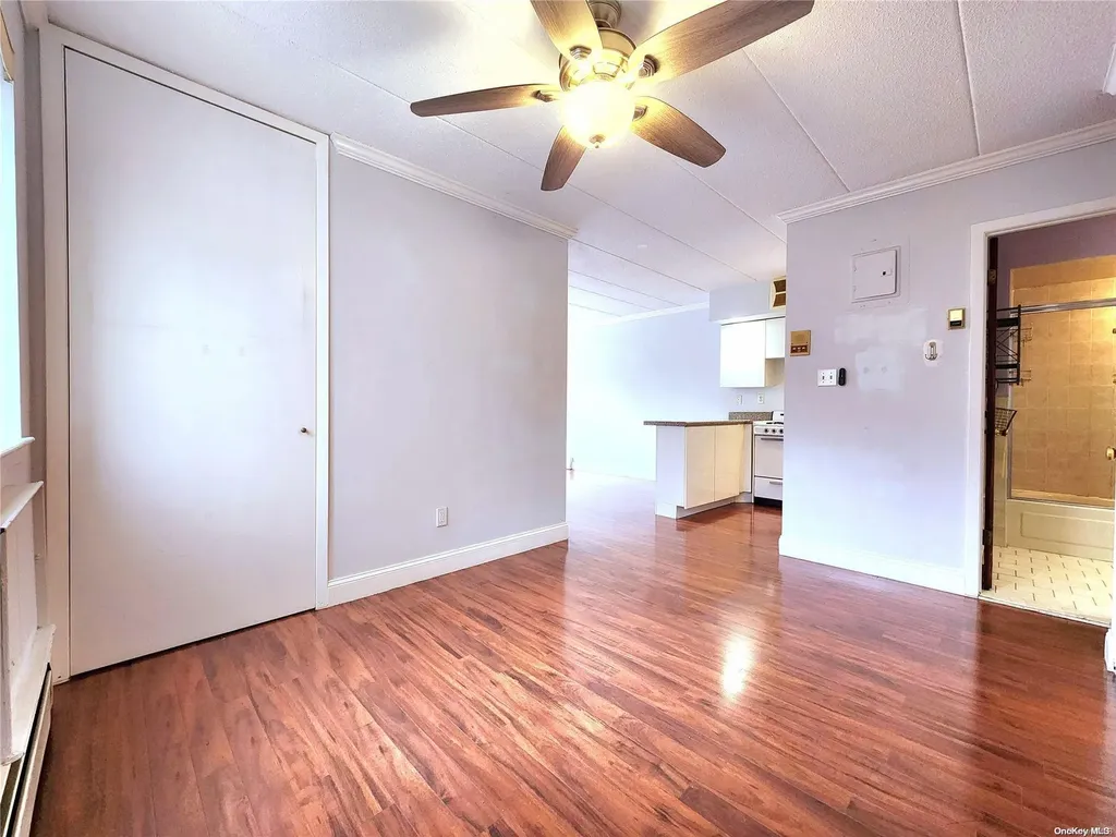149-15 Barclay Avenue Flushing NY 11355