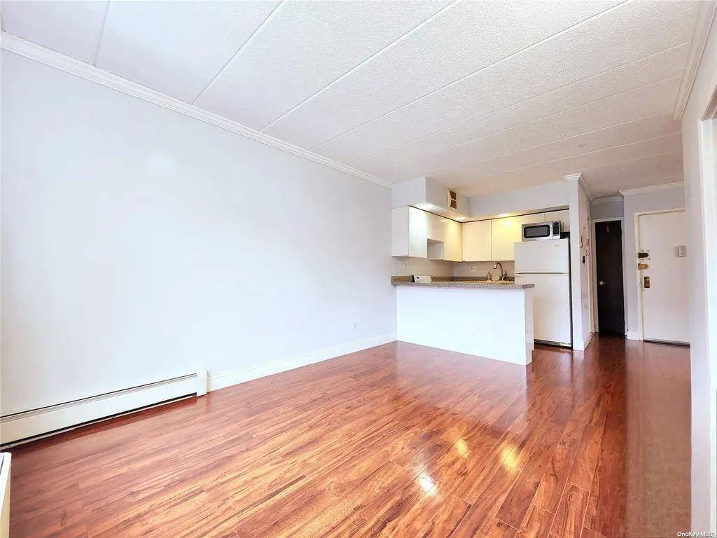 149-15 Barclay Avenue Flushing NY 11355