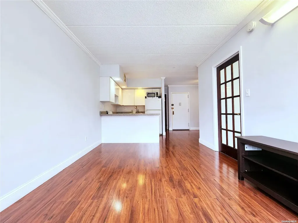 149-15 Barclay Avenue Flushing NY 11355