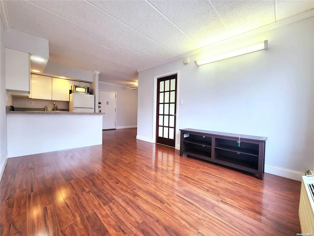 149-15 Barclay Avenue Flushing NY 11355