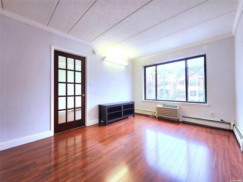 149-15 Barclay Avenue Flushing NY 11355