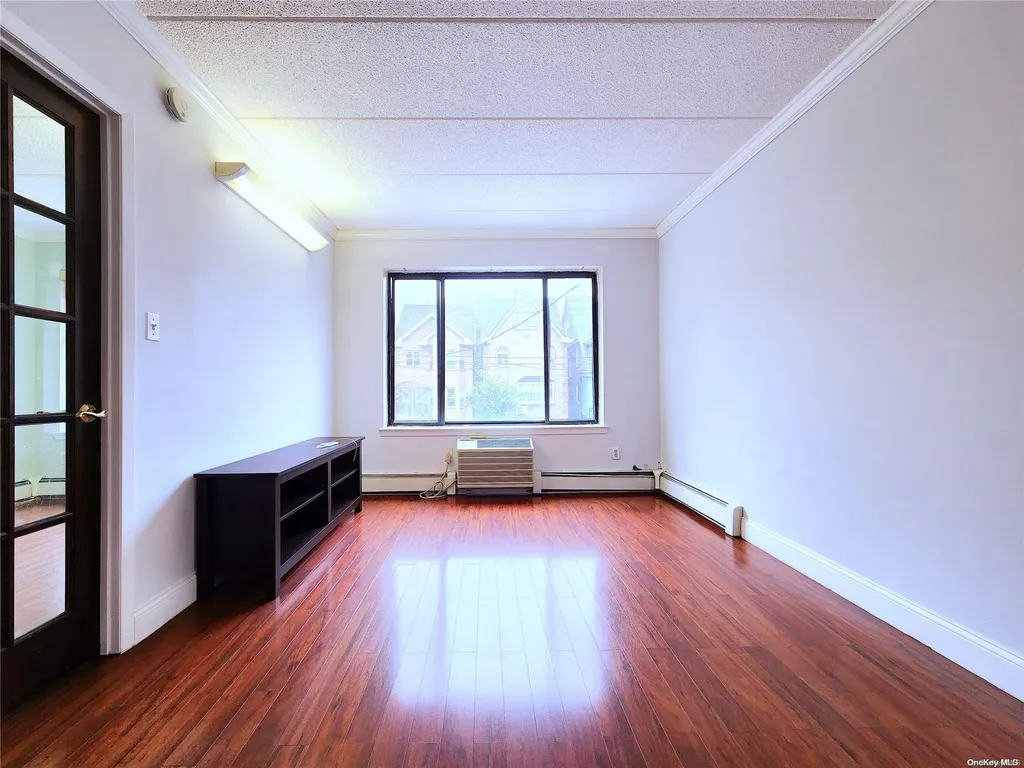 149-15 Barclay Avenue Flushing NY 11355