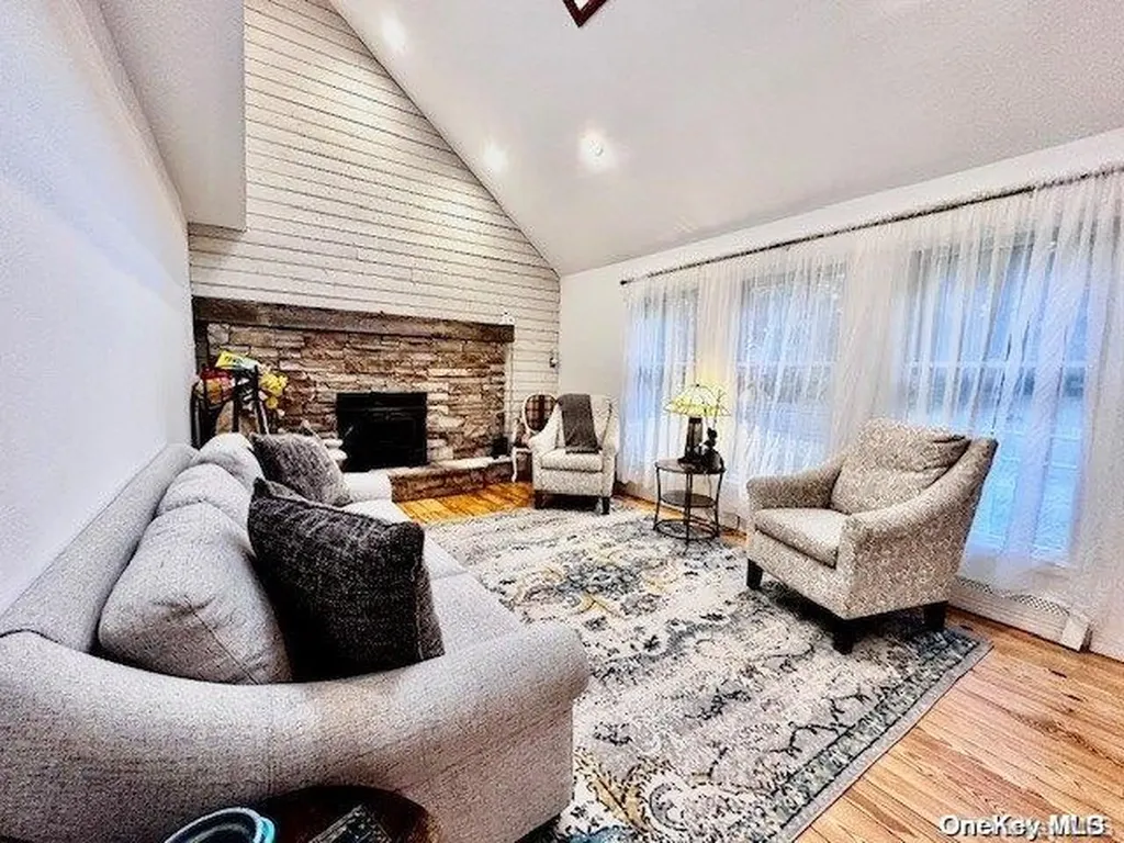 7 Chestnut Place Mastic Beach NY 11951