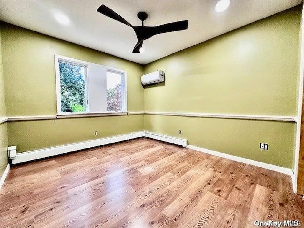 7 Chestnut Place Mastic Beach NY 11951