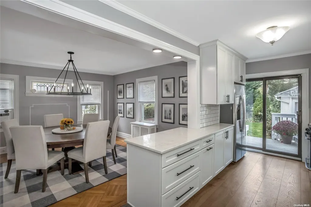 82 Fenimore Street Lynbrook NY 11563