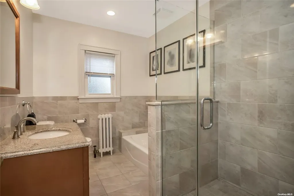 82 Fenimore Street Lynbrook NY 11563
