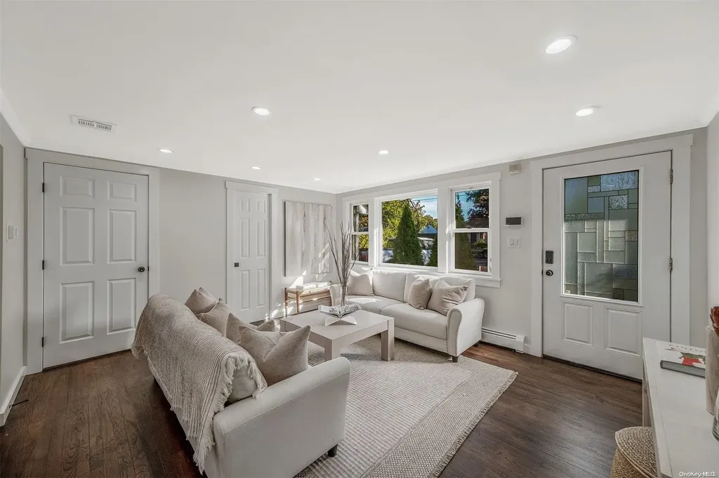 1350 Potter Boulevard Bay Shore NY 11706