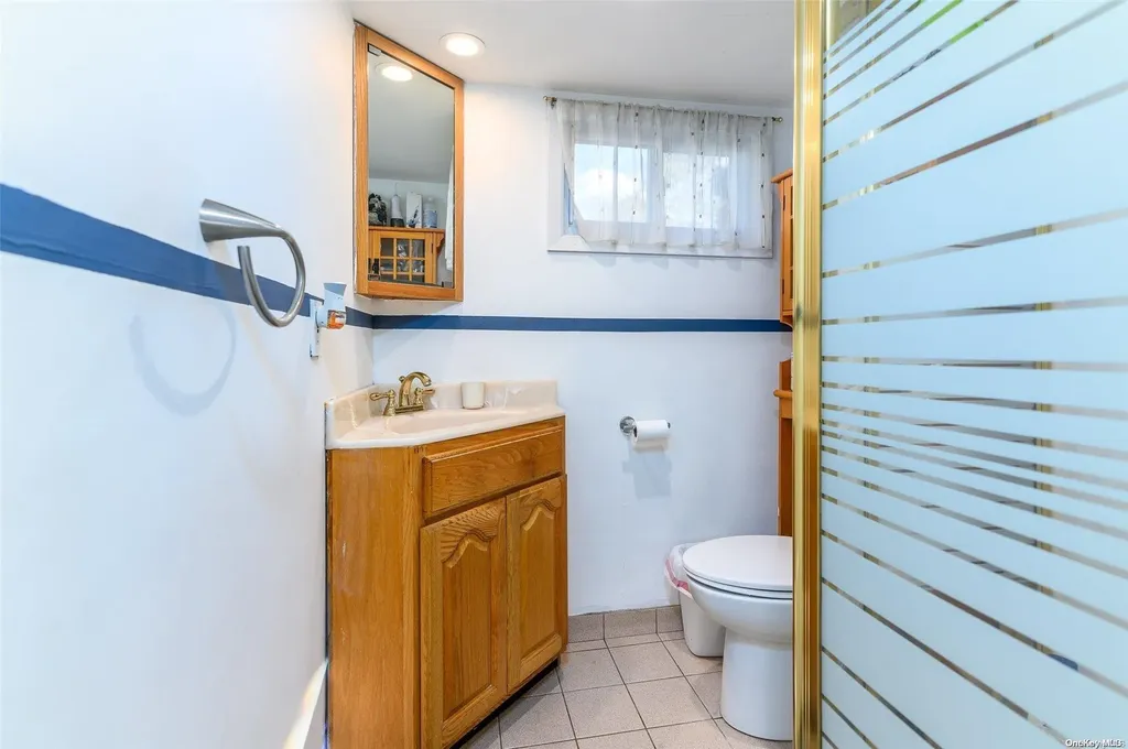 185 Broadway Brentwood NY 11717