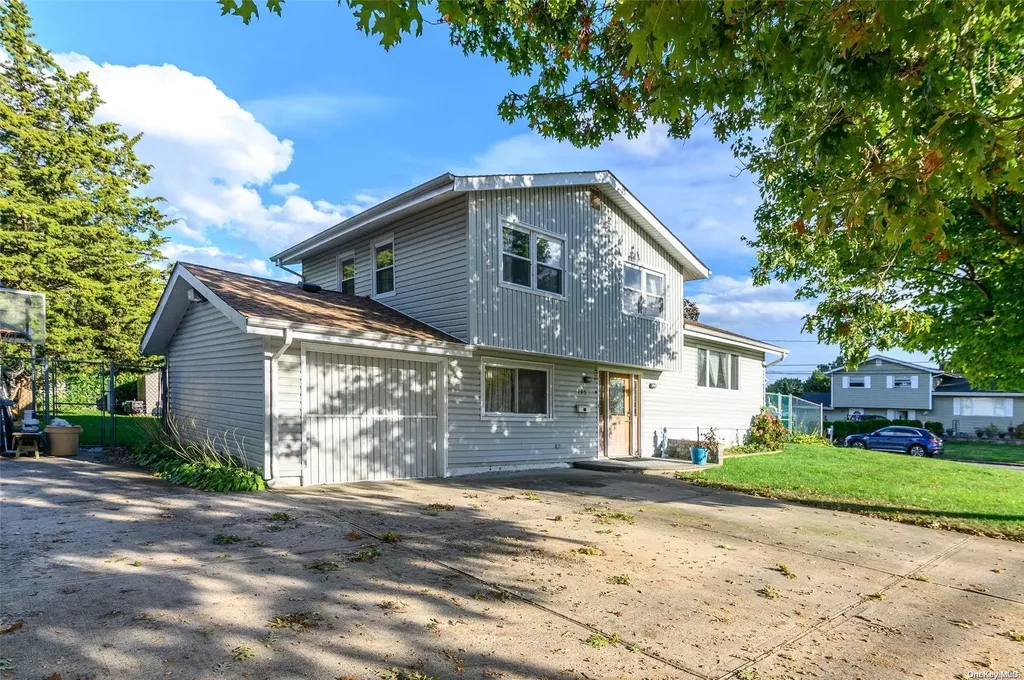 185 Broadway Brentwood NY 11717
