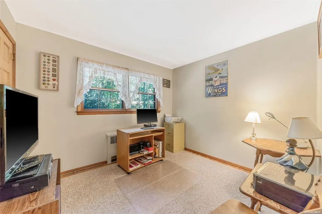 77 Stony Hill Path Smithtown NY 11787