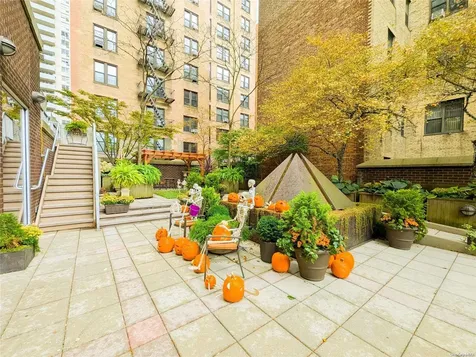 100 W 94th Street New York (manhattan) NY 10025